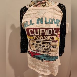 Southern Grace All in Love Cupid's Drive in Burnout 3/4 Sleeve Tee Size M